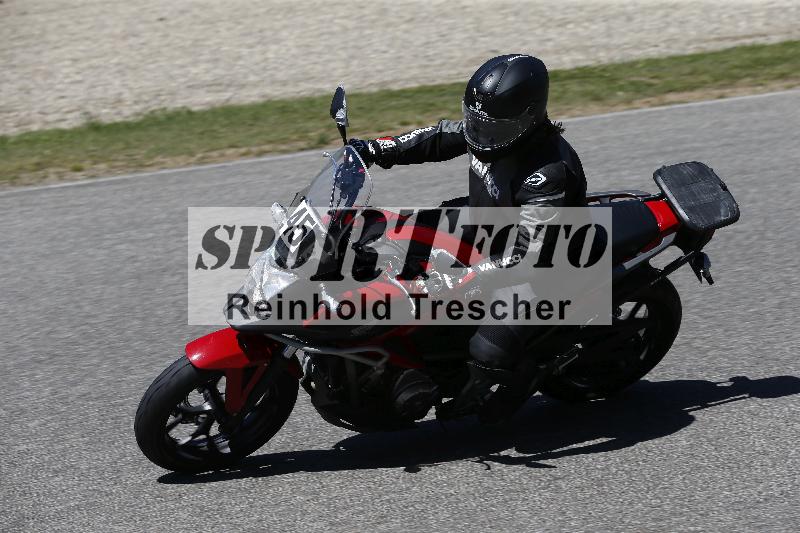 /15 22.05.2026  Plüss Moto Sport  Discover the Bike ADR /Gruppe gruen - Bike 1/45